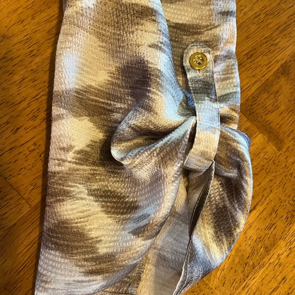 Travelers Collection by Chico’s Tunic Blouse Women 2 (Large - 12)) Animal Print - Picture 8 of 11